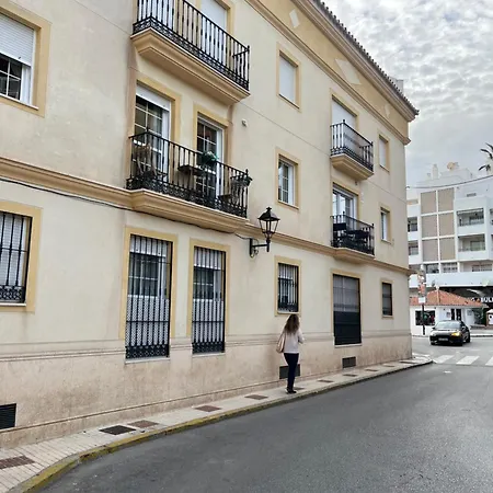 Reyes La Carihuela Appartamento Torremolinos