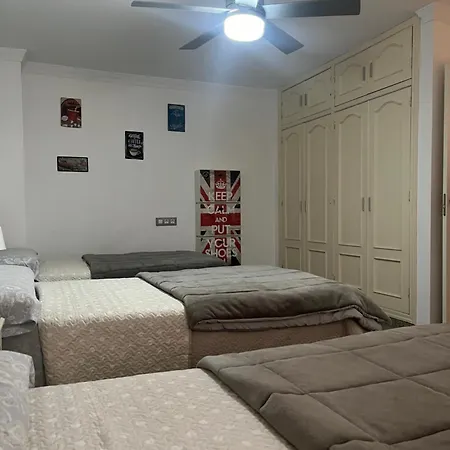 Reyes La Carihuela Apartmán