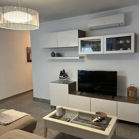 Reyes La Carihuela Apartmán Torremolinos